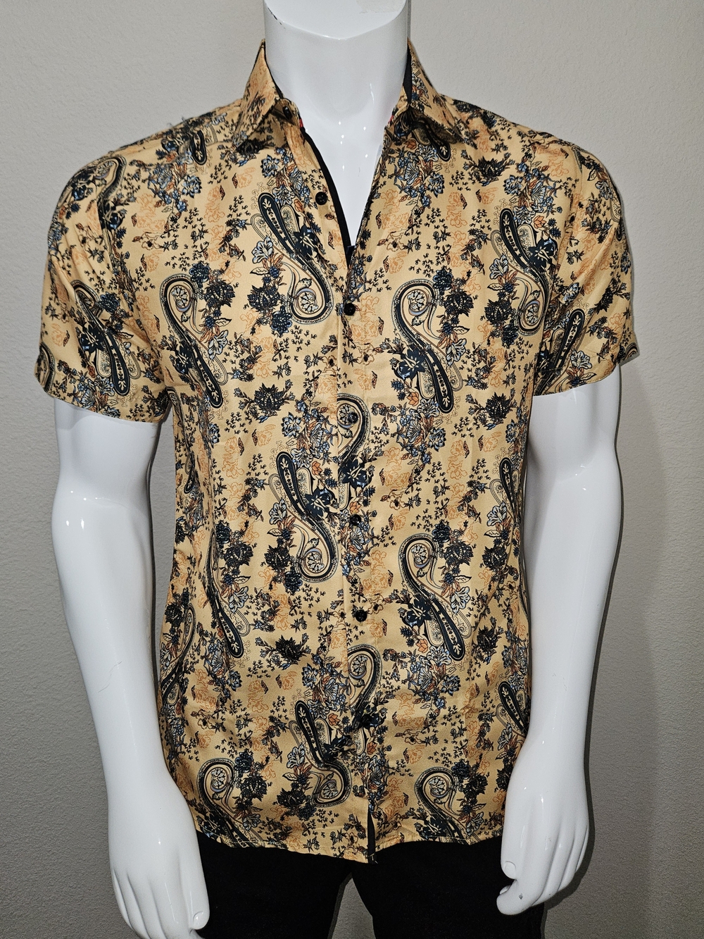 Silver Stone Collection Men's Short Sleeve Floral  Print  XL ButtonUp Shirt  NWT